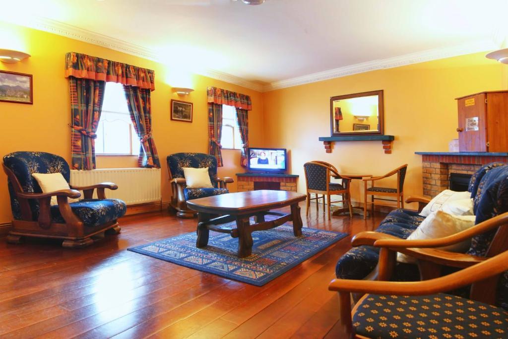 Mccarthy'S Lodge B&B Westport Eksteriør billede
